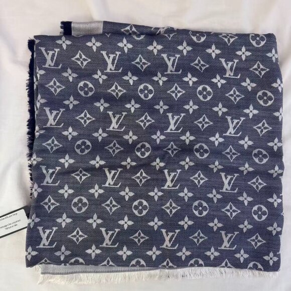 Louis Vuitton Monogram Denim Scarf Blue - Picture 3 of 5